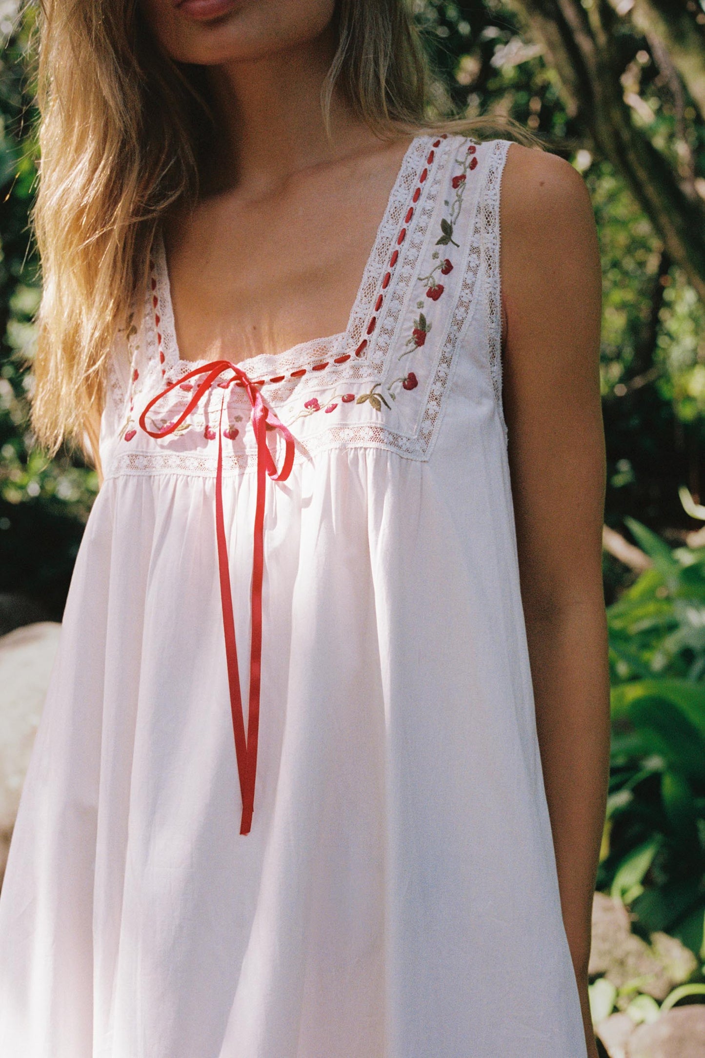 The Eleadora Dress | Strawberry Pearl