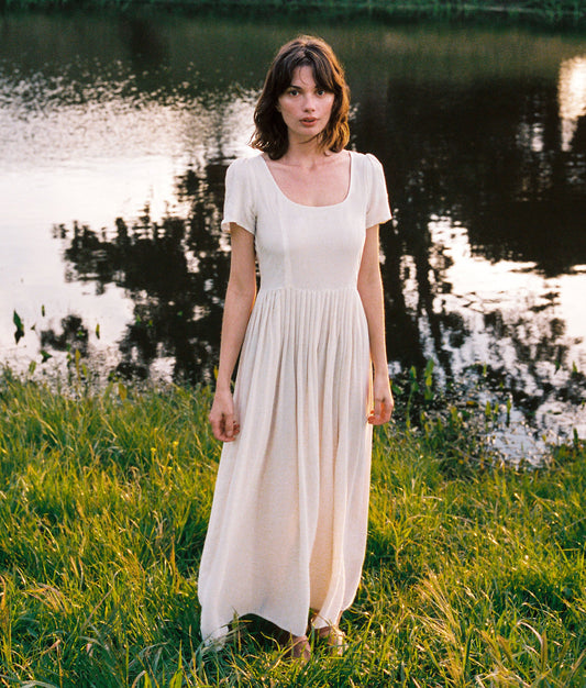 The Scarlet Dress Petites | Eggshell