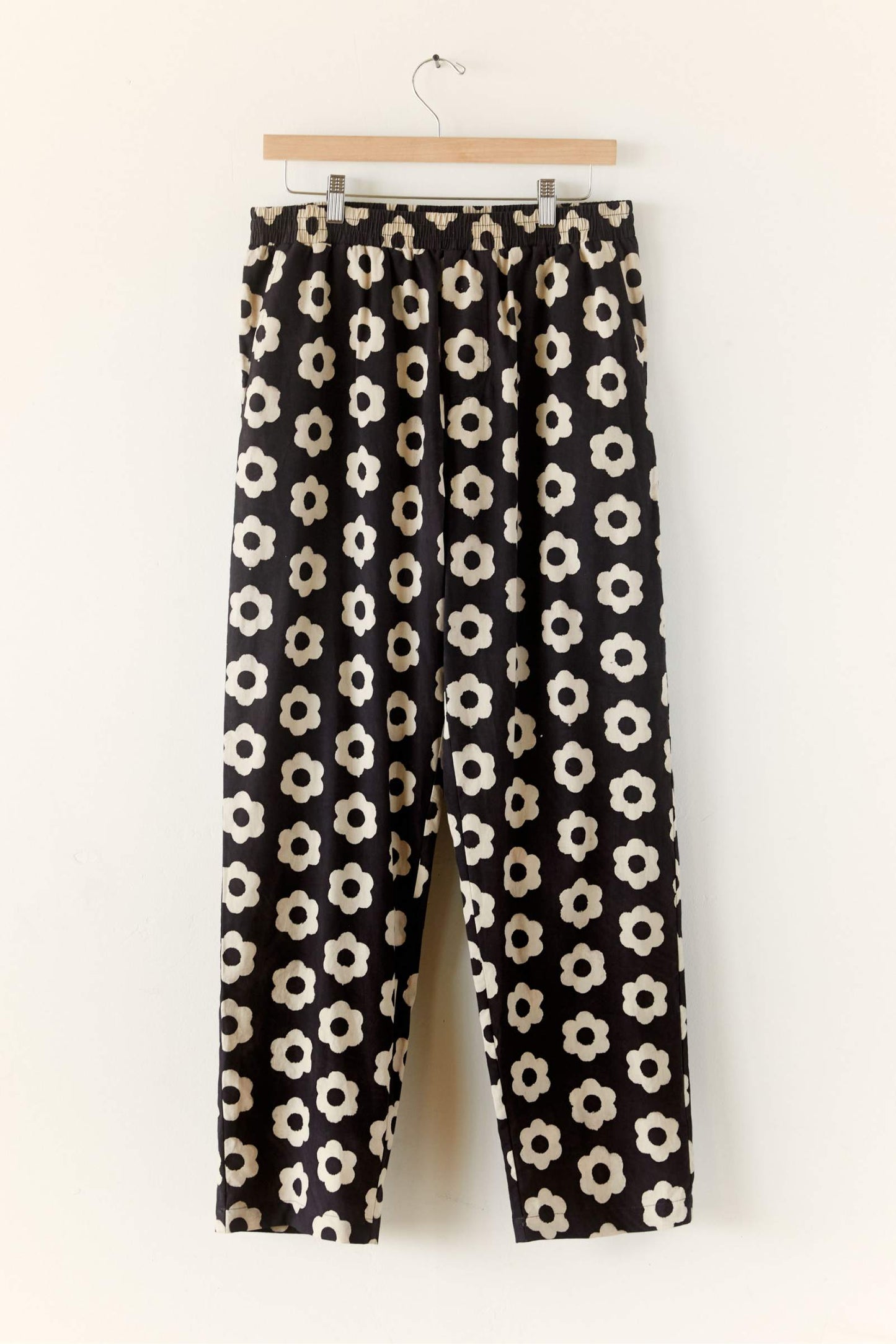 The Nicolas Pant | Noir Daisy